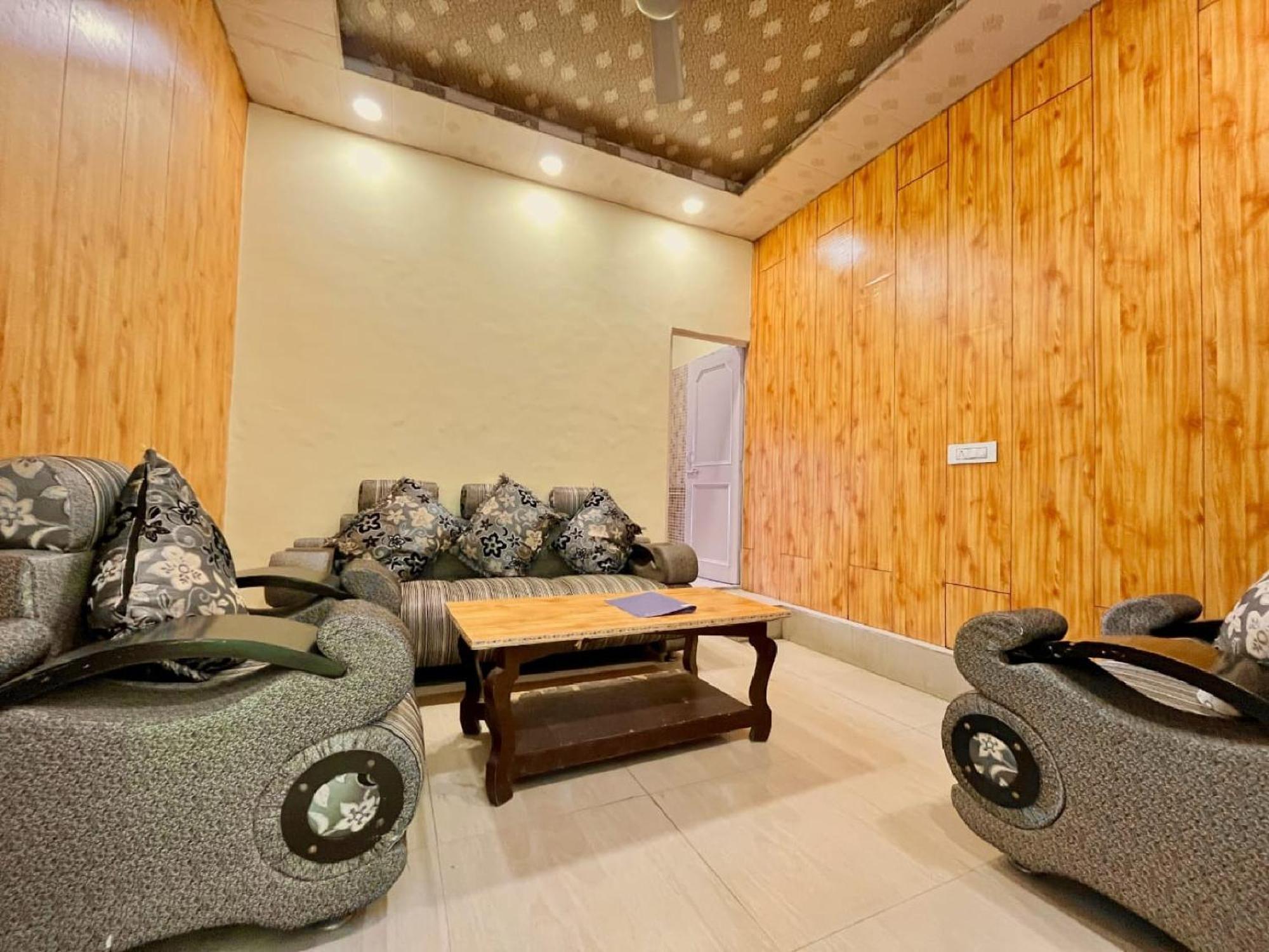 Sparkle Star Resort Khajjiar Exterior photo
